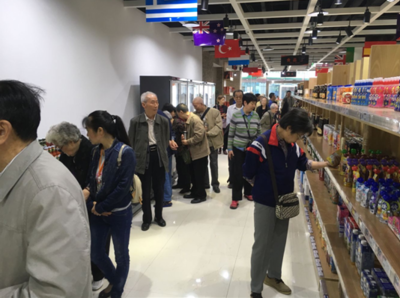 银发辉映自贸新篇 省商务厅组织老干部参观青白江铁路港片区